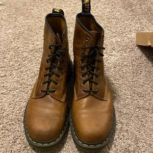 Dr Martens Butterscotch 1461 US Mens Size 12